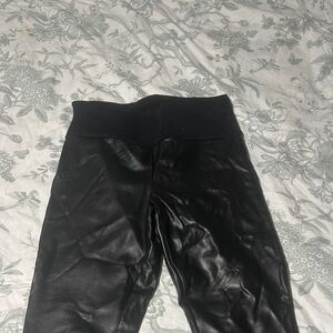 Assets By Spanx Glossy Black Leggings